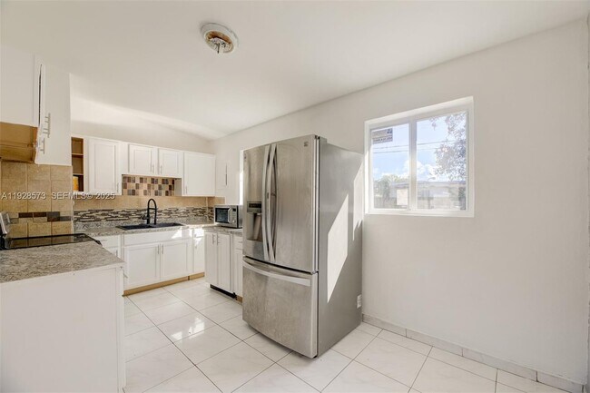 Foto del edificio - 3510 SW 39th St