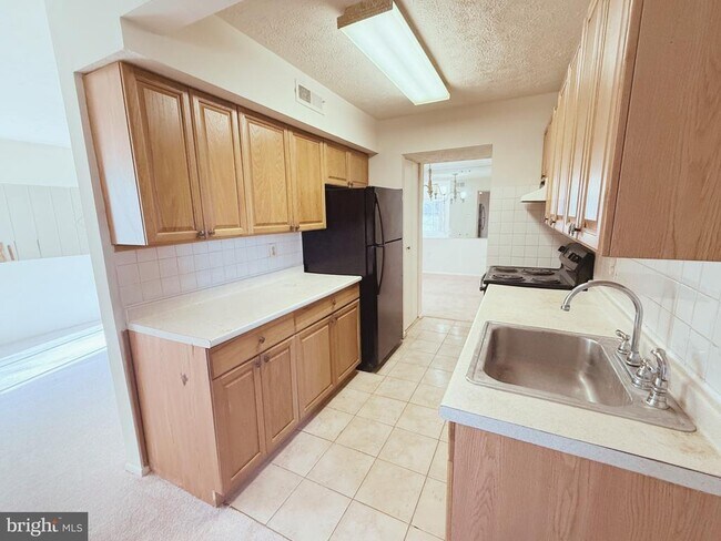 Foto del edificio - 7716 Hanover Pkwy