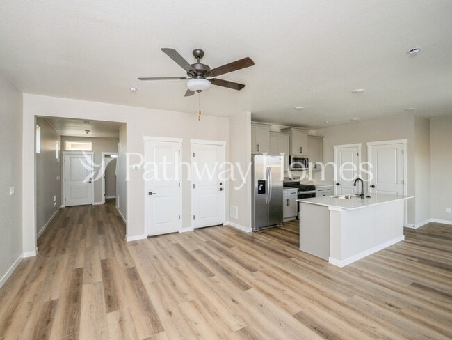 Building Photo - 9421 Yampa Ct
