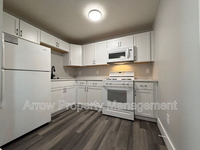 Foto del edificio - 877 N 26th St