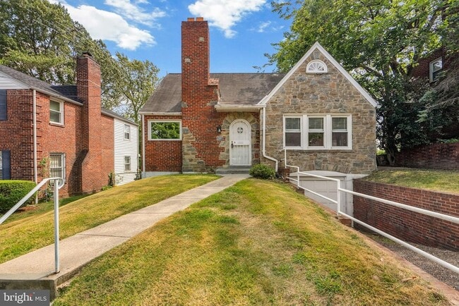 Photo - 2107 Brighton Rd House