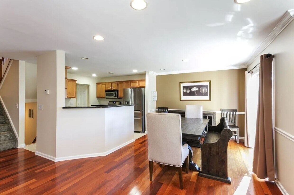 Dining Area - 13 Bayside Dr