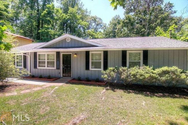 Building Photo - 1421 Foxhall Ln