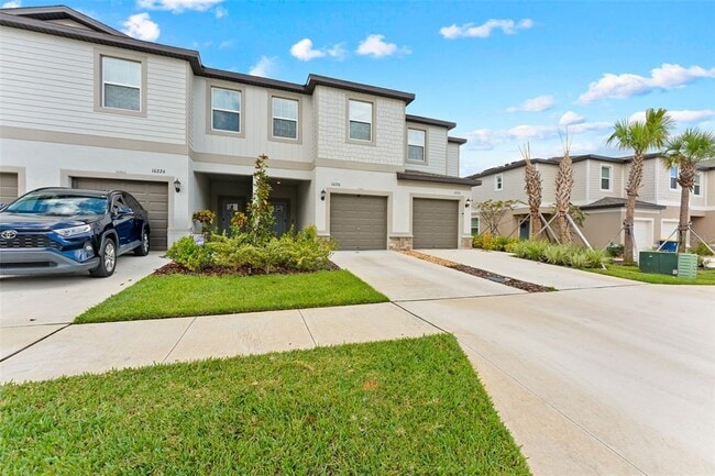Foto del edificio - 10220 Honey Hammock Wy