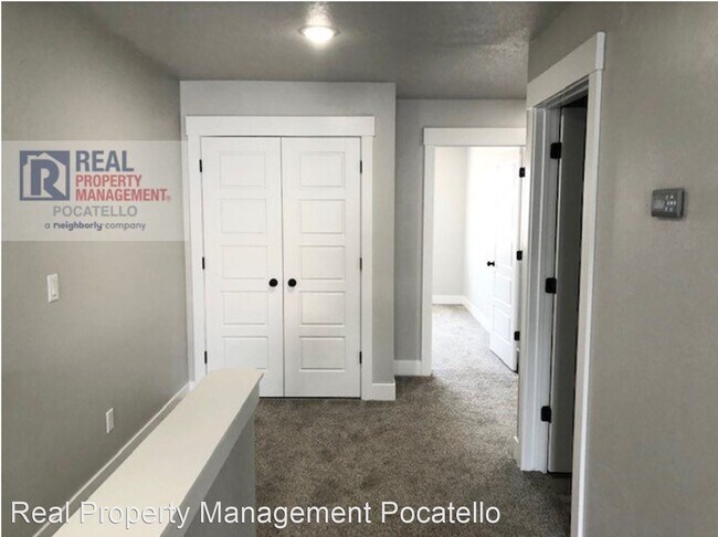 Foto del edificio - 3 br, 2.5 bath House - 169 Park Lawn #8