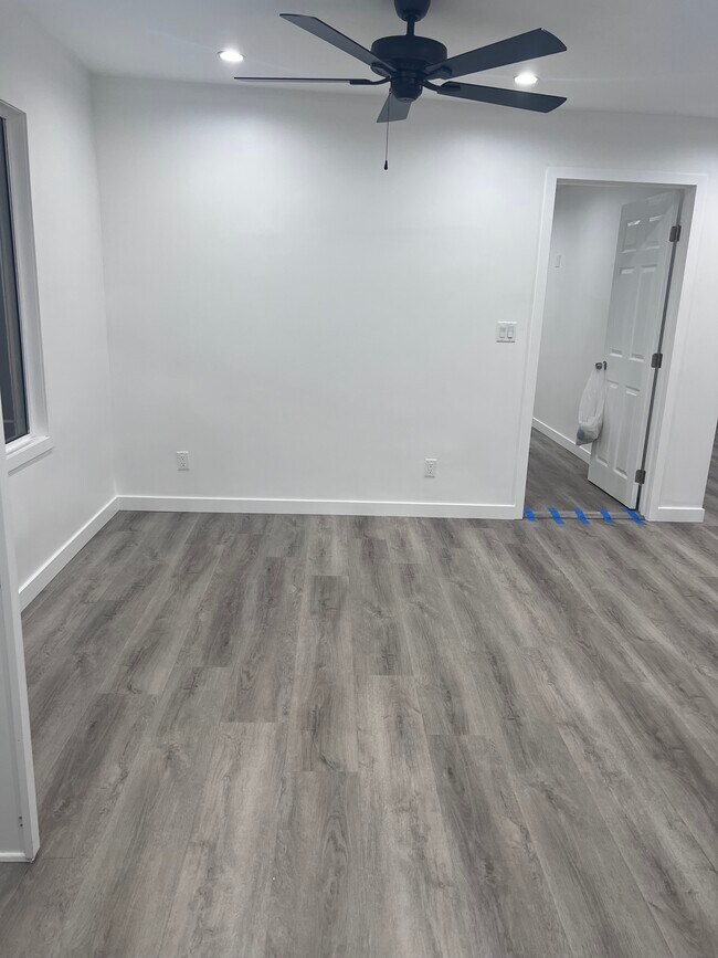 Dining room - 108 W 109th St