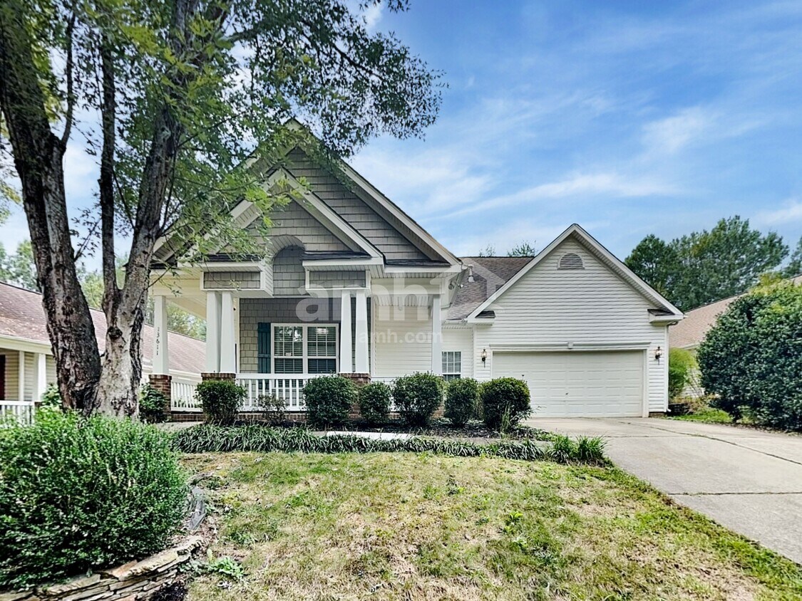 Primary Photo - 13611 Glencreek Ln