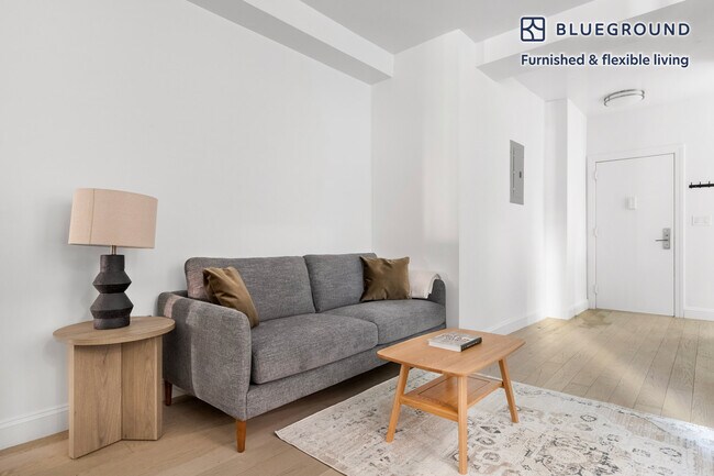 Foto del edificio - 915 West End Ave
