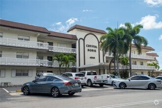 Building Photo - 4200 Crystal Lake Dr
