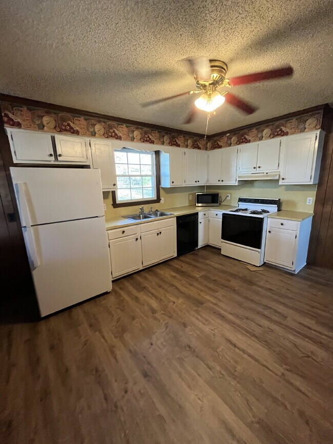 Foto del edificio - 3935 Yokley St