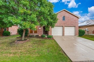 Building Photo - 1817 Heron Dr