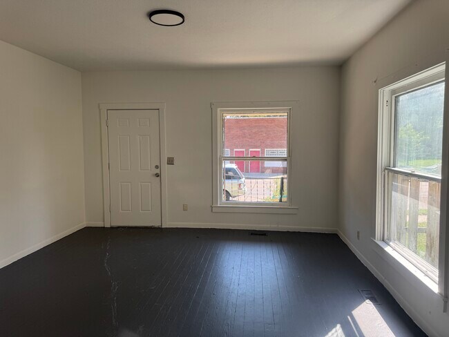 Foto del edificio - 1301 Clifton Ave