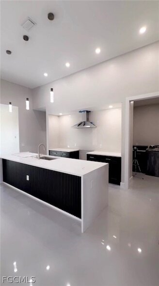 Foto del edificio - 15691 John Morris Rd