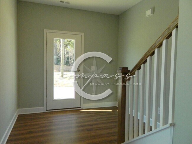 Building Photo - 117 Jones St