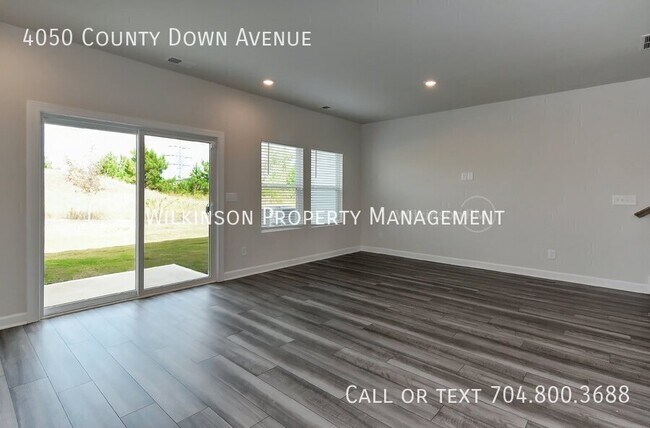 Foto del edificio - 4050 County Down Ave