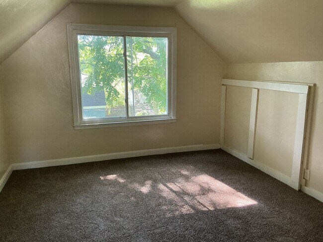 Foto del edificio - 3 Bedroom Single Family Home
