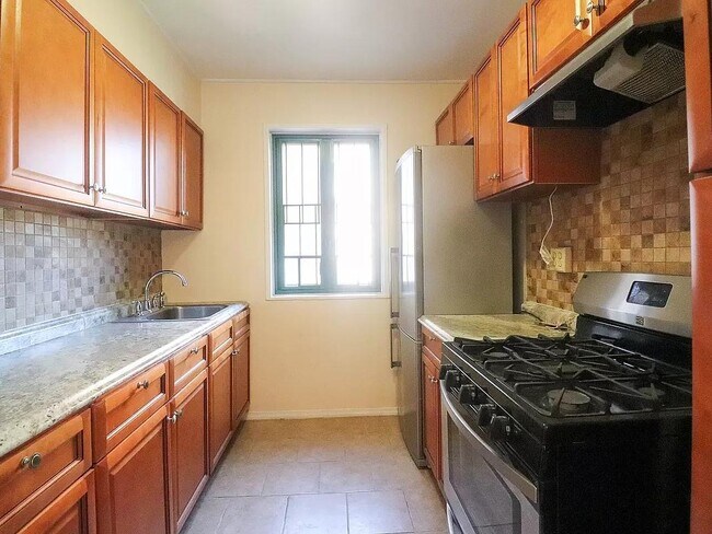 Foto del edificio - 5 Metropolitan Oval