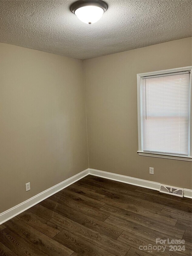 Foto del edificio - 1233 S Marietta St