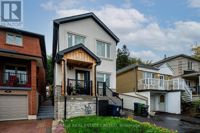 Building Photo - 3 Rochdale Ave