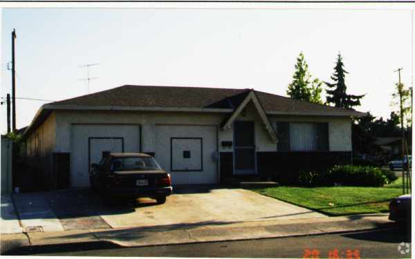 Foto del edificio - 2434 Patricia Drive