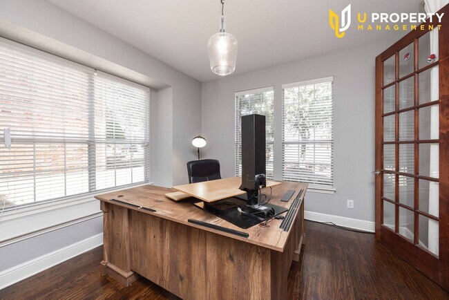 Foto del edificio - Beautifully updated home in the heart of Frisco!