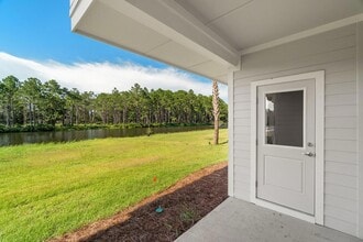 Building Photo - 212 Kara Lake Dr