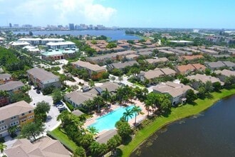 Building Photo - 810 Marina Del Ray Ln