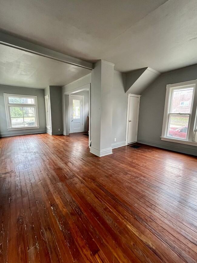 Building Photo - 4201 Cumings Street