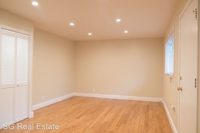 Building Photo - 1128-1130 Bancroft Way