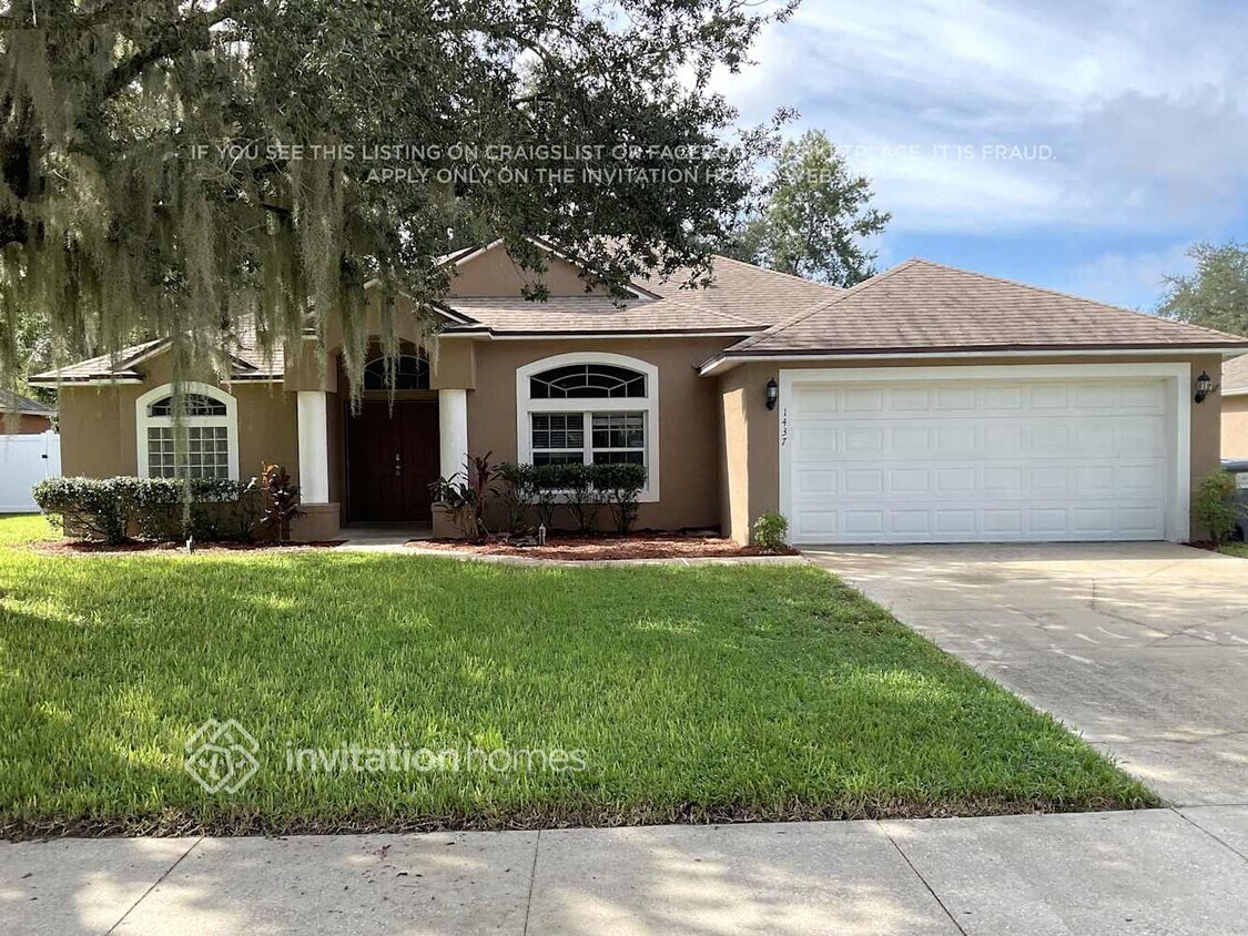 Foto principal - 1437 Cedar Pine Dr