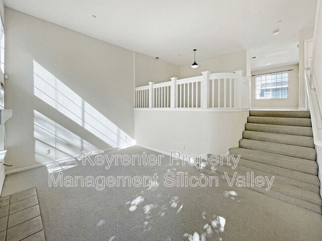 Building Photo - 1889 Kobuk Valley Common