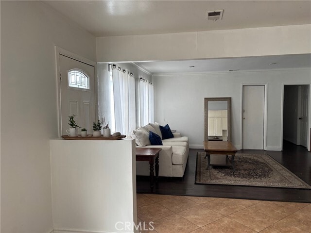 Foto del edificio - 18237 Ashley Ave