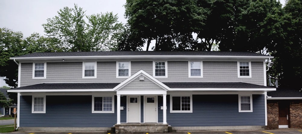 Primary Photo - Main Street Apartments
