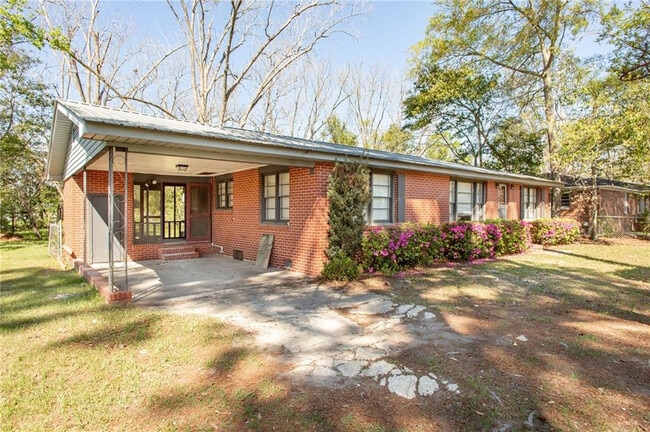 Foto del edificio - 1329 Gorman Rd