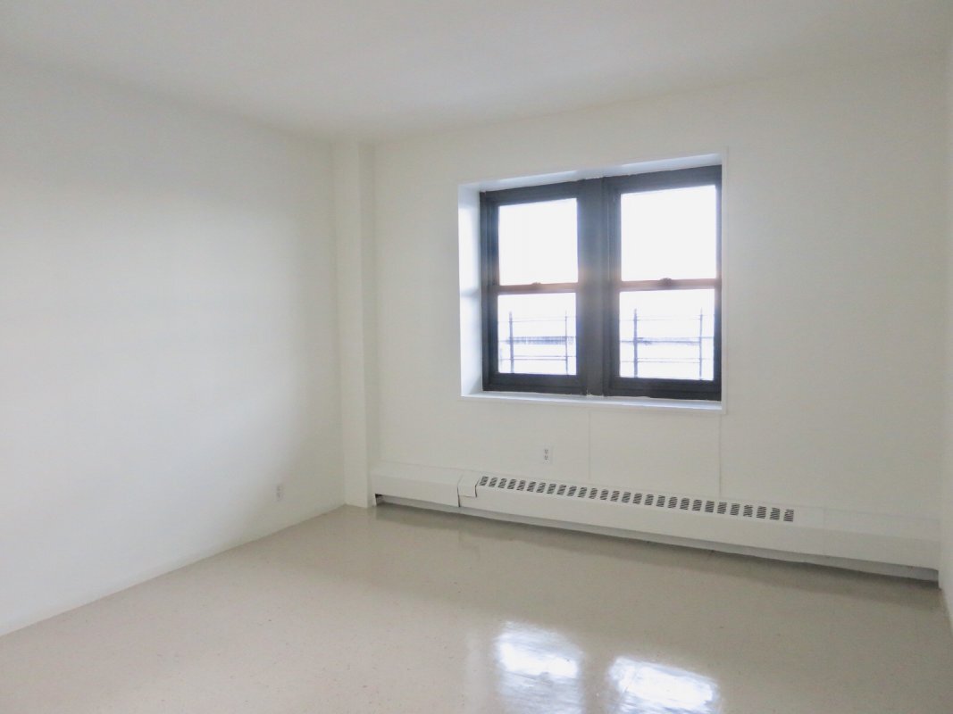 Building Photo - 1370 Saint Nicholas Avenue