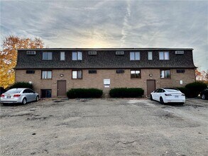 Building Photo - 4107 Orchard Dale Dr NW