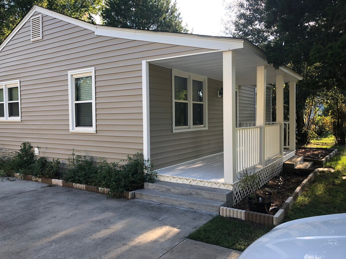 Foto principal - 634 Dawson Rd