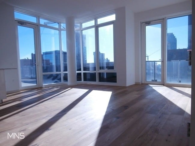 Building Photo - 23-10 41st Avenue