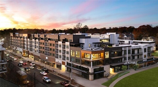 Building Photo - 1350 Dresden Dr