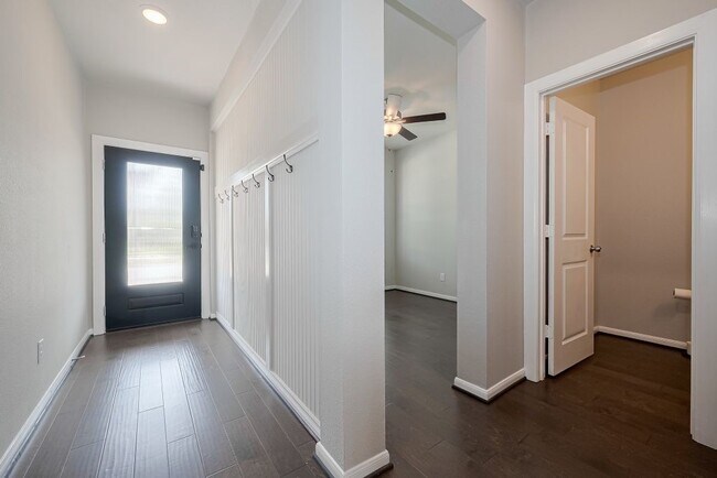 Building Photo - 29310 Sweet Orange Ct