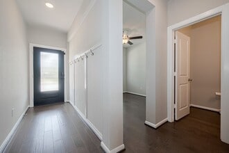 Building Photo - 29310 Sweet Orange Ct