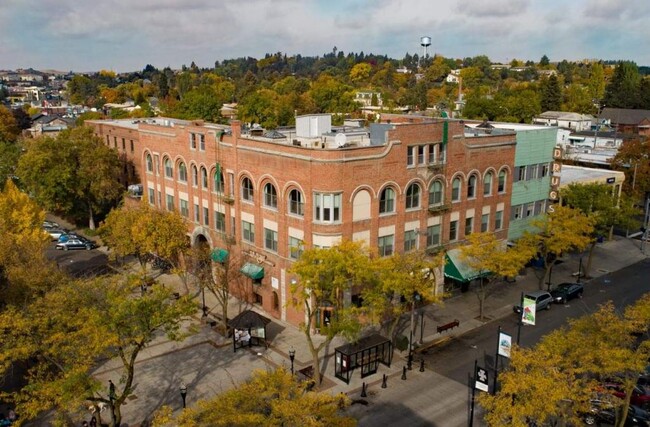 Building Photo - 313 S. Main Street