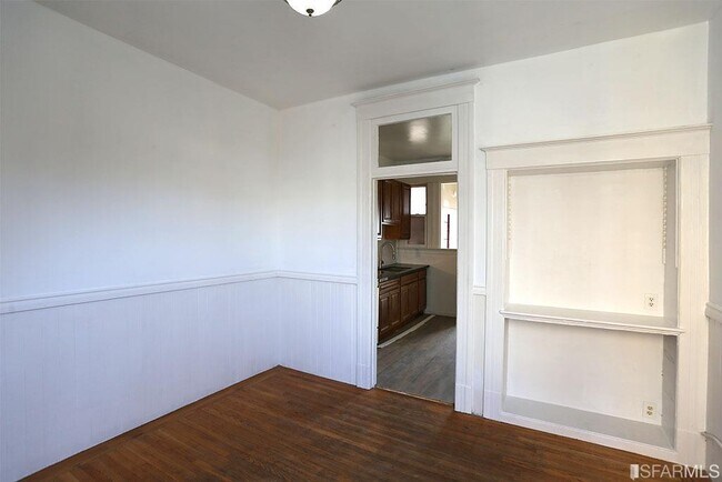 Building Photo - 55 McCoppin St