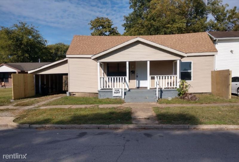 Primary Photo - 2 br, 1 bath House - 115 S. C St.