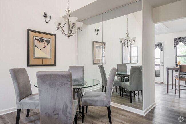 Comedor - Chesterfield Village Townhomes
