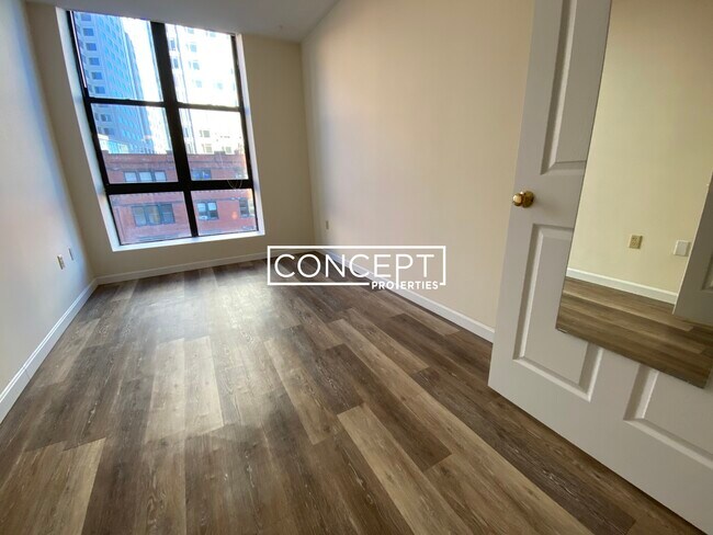 Foto del edificio - 81 Essex St