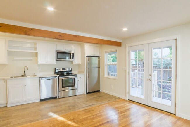 Foto del edificio - 1Bd/1Ba Seattle Duplex