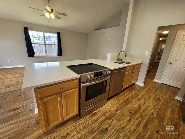 Foto del edificio - 332 Cotton Bay Ct
