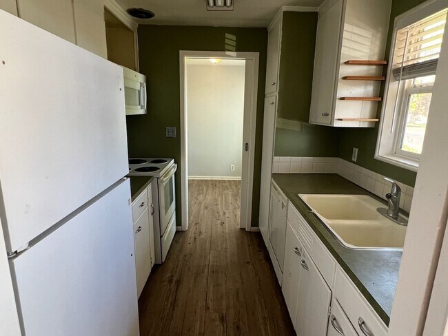 Foto del edificio - Central Richland Duplex with Full Basement