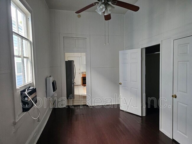 Foto del edificio - 622 S Scott St